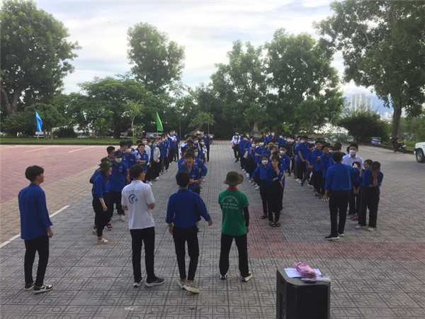 Đoàn Thanh niên Viện Nuôi trồng Thủy sản “CHÀO ĐÓN TÂN SINH VIÊN K64”