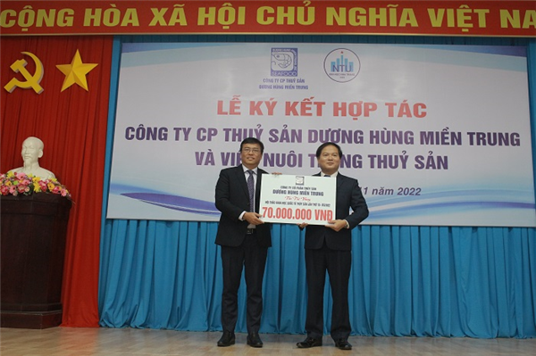 Viện Nuôi trồng thủy sản: ký kết hợp tác Công ty Cổ phần thủy sản Dương Hùng Miền Trung, tiếp đón và làm việc với Đoàn công tác của Indonesia