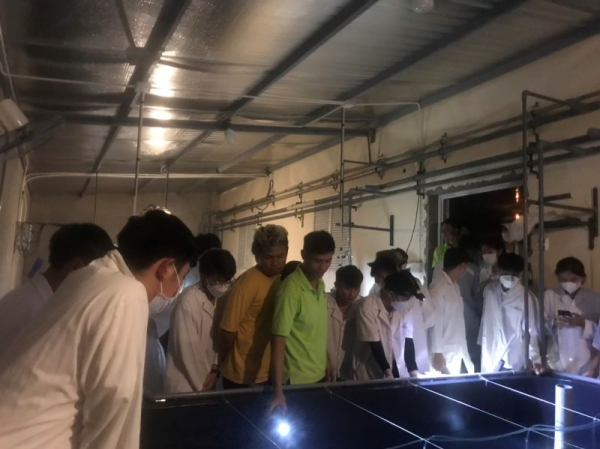 Viện Nuôi trồng Thủy sản tổ chức đưa sinh viên đi tham quan thực tế tại các doanh nghiệp