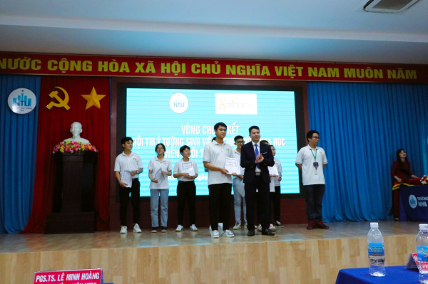 Chung kết Hội thi ý tưởng sinh viên nghiên cứu khoa học lần thứ nhất của Viện Nuôi trồng Thủy sản