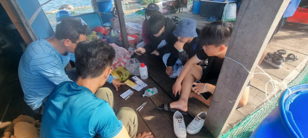 Viện Nuôi trồng Thủy sản tiếp nhận các sinh viên từ Đại học Chieng Mai-Thái Lan đến thực tập tốt nghiệp