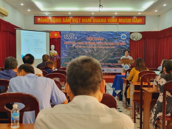 Hội thảo “Nhu cầu dinh dưỡng, thức ăn cho cá biển”