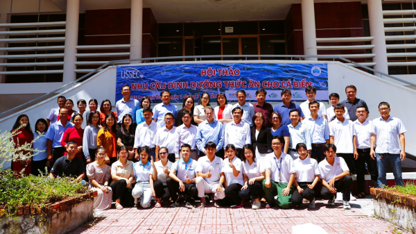Hội thảo “Nhu cầu dinh dưỡng, thức ăn cho cá biển”