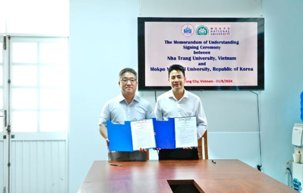 Viện Nuôi trồng Thủy sản - Đại học Nha Trang tăng cường các hoạt động hợp tác quốc tế