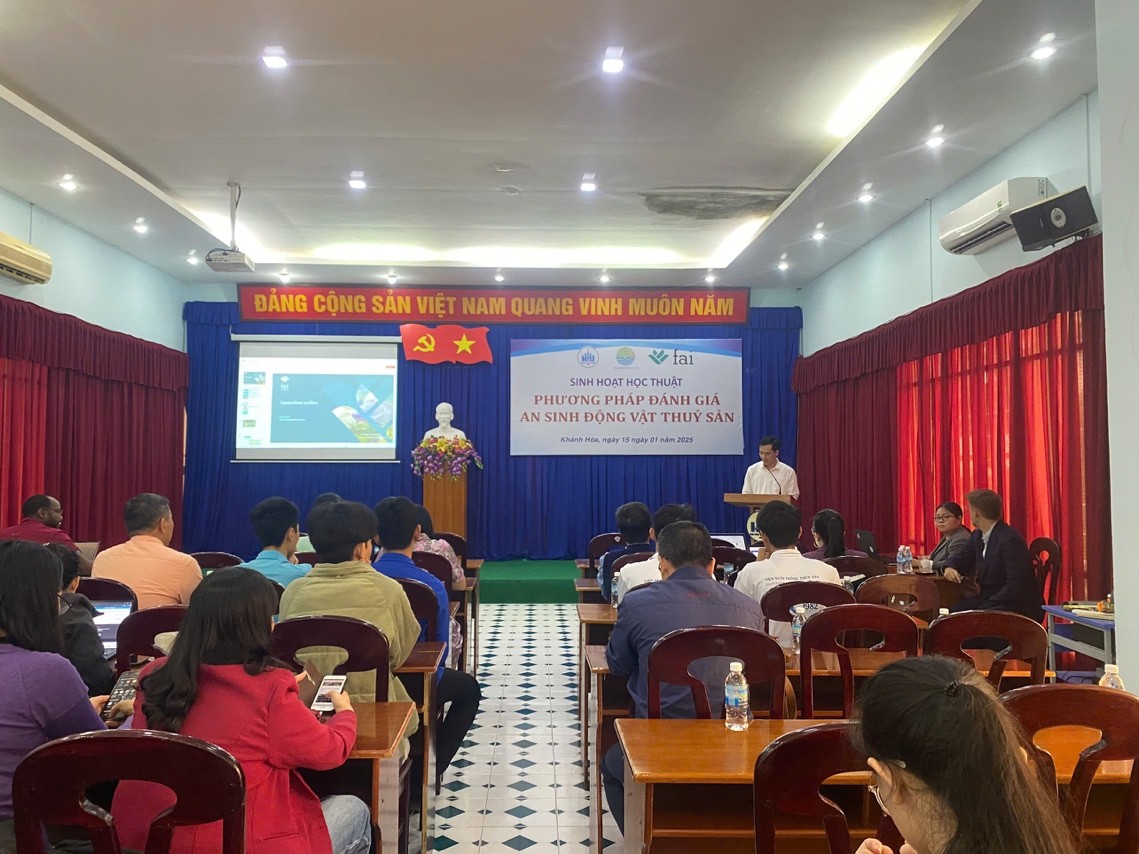 TS. Vũ Trọng Đại - Viện ph&oacute; Viện NTTS ph&aacute;t biểu ch&agrave;o mừng