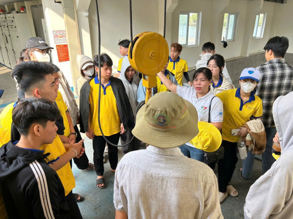 Tham quan Farm Nuôi tôm của Công Ty TNHH Nuôi trồng Thủy sản Minh Phú - Lộc An: Trải nghiệm thực tế hữu ích cho sinh viên lớp 65.NTTS-MP