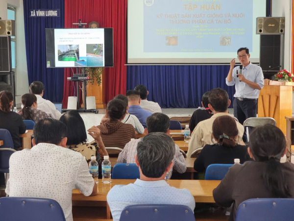 Tập huấn Kỹ thuật Sản xuất giống và nuôi thương phẩm cá Tai bồ và cá Hồng đỏ