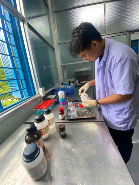 Viện Nuôi trồng Thủy sản tổ chức nghiệm thu 04 đề tài Nghiên cứu Khoa học của sinh viên trong tháng 4/2025