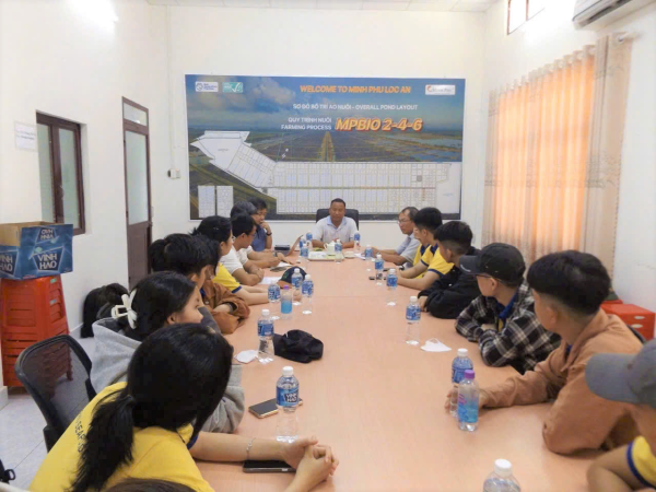 Sinh viên ngành Nuôi trồng Thủy sản - Viện Nuôi trồng Thủy sản đi thực tập tại các cơ sở của Tập đoàn Thủy sản Minh Phú