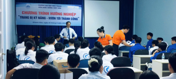 “Trang bị kỹ năng – Vươn tới thành công”: Hành trình hướng nghiệp dành cho sinh viên Viện Nuôi trồng Thủy sản