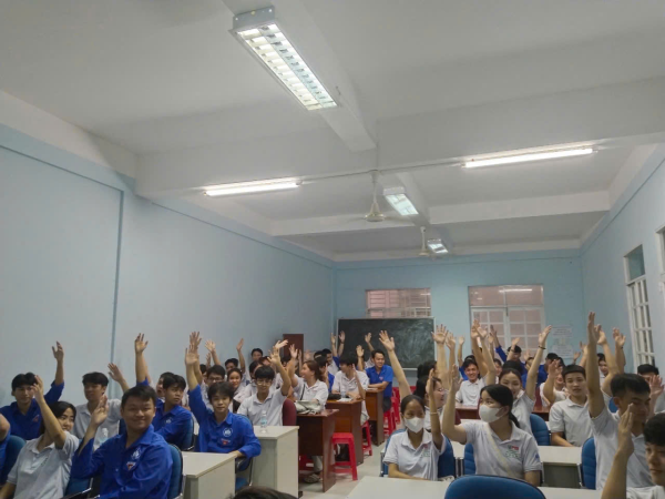 “Trang bị kỹ năng – Vươn tới thành công”: Hành trình hướng nghiệp dành cho sinh viên Viện Nuôi trồng Thủy sản