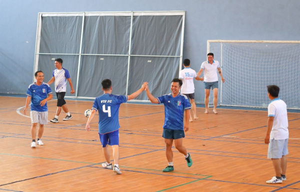 Hội khóa "15 năm ngày trở về" của cựu sinh viên khóa 48 – Viện Nuôi trồng thủy sản, Trường đại học Nha Trang