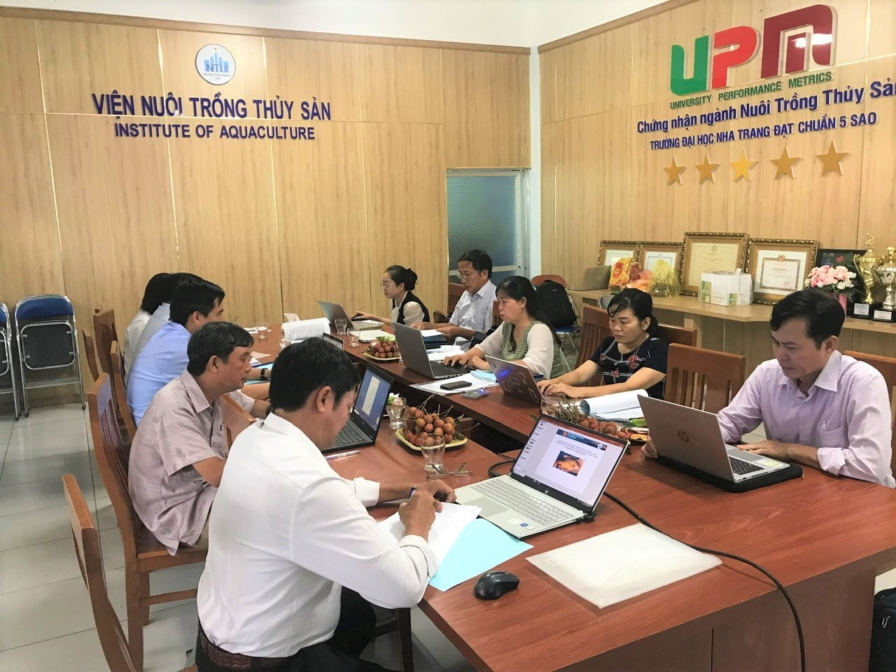 Đánh giá, nghiệm thu cấp cơ sở đề tài KHCN tỉnh Khánh Hòa “Nghiên cứu xây dựng quy trình sản xuất giống và thử nghiệm nuôi thương phẩm cá hồng đỏ (Lutjanus malabaricus Bloch & Schneider, 1801) tại Khánh Hòa”