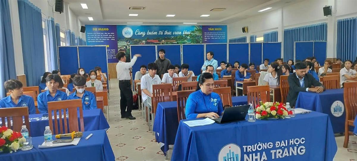 Sinh vi&ecirc;n ng&agrave;nh NTTS tham dự Hội thảo Quốc tế về Khoa học v&agrave; C&ocirc;ng nghệ Biển & Thủy sản lần thứ 5 (MFST 2025) tổ chức từ 27-28/3/2025 tại Trường ĐH Nha Trang